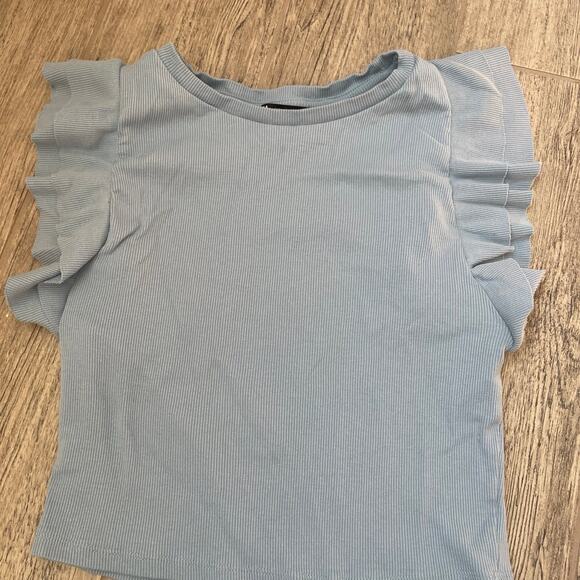 Zara crop top with ruffle sleeves / light blue / size L - Picture 1 of 4